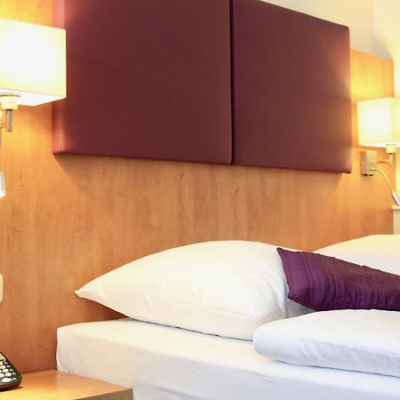 Hotel Niederrad Frankfurt am Main ห้อง รูปภาพ