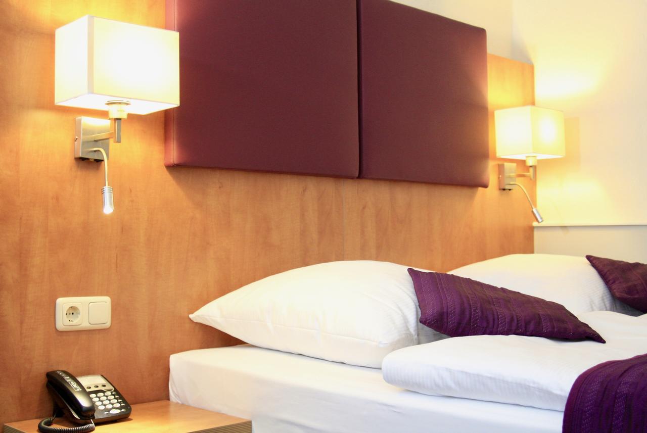 Hotel Niederrad Frankfurt am Main ห้อง รูปภาพ