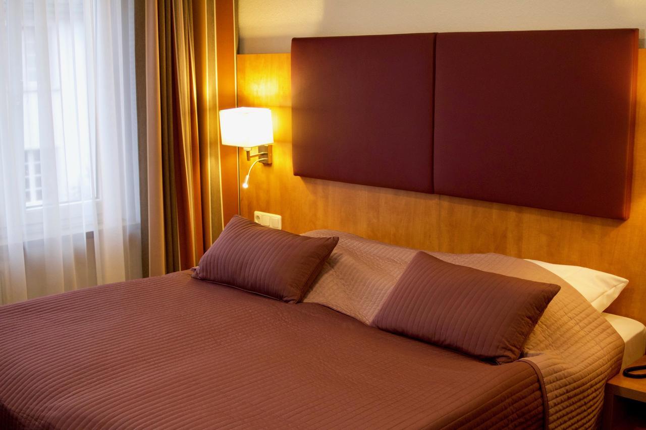 Hotel Niederrad Frankfurt am Main ห้อง รูปภาพ