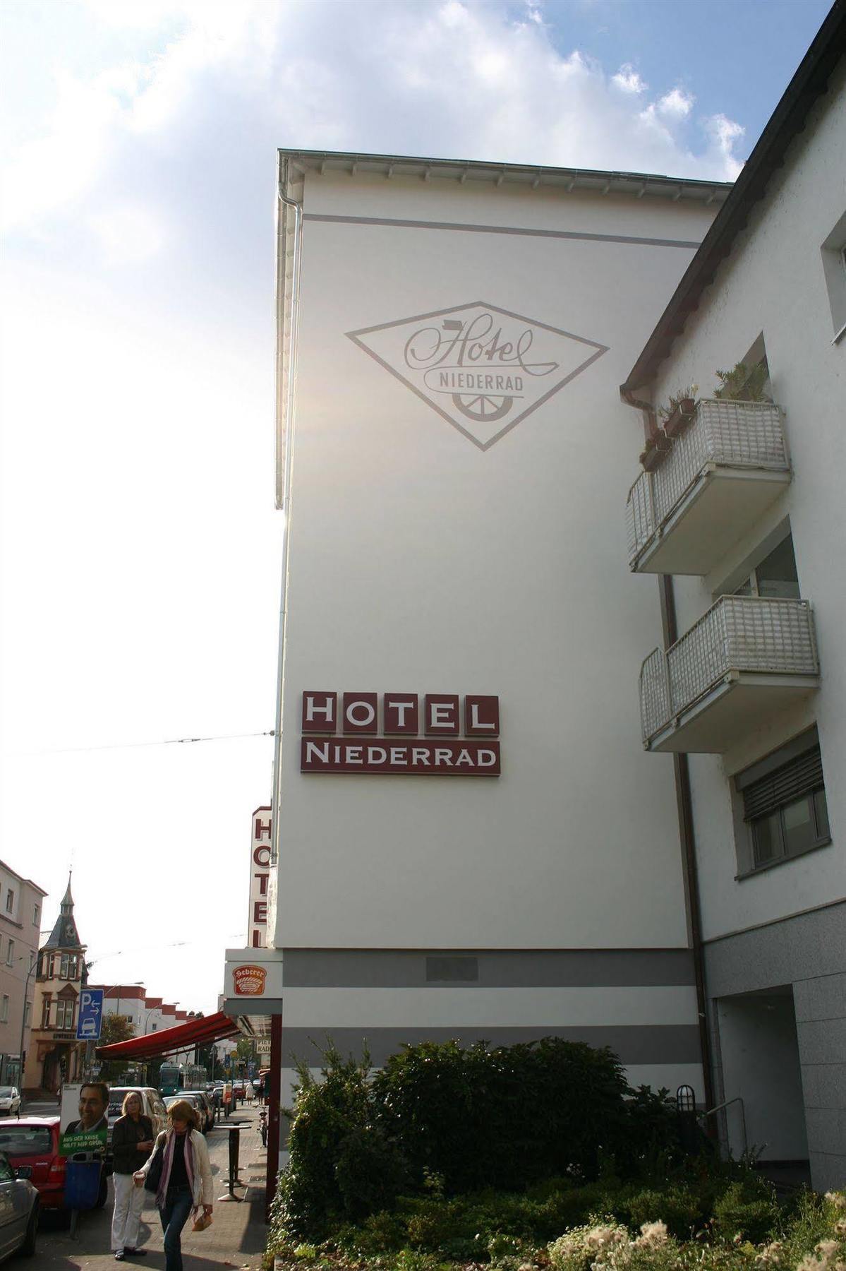 Hotel Niederrad Frankfurt am Main ภายนอก รูปภาพ